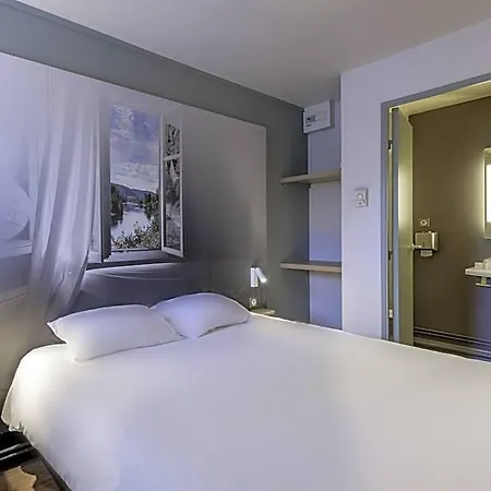Périgueux Hotel 2*