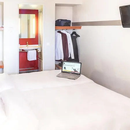 Périgueux Hotel